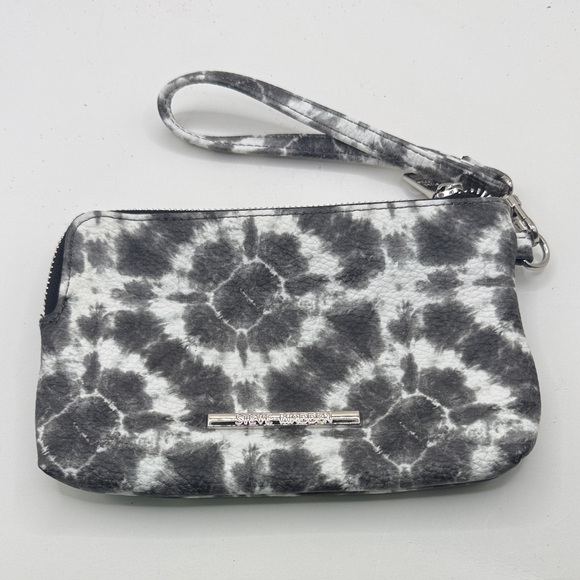 Steve Madden Handbags - Steve Madden Monochrome Gray White Tie Dye Wristlet Bag Purse Wallet